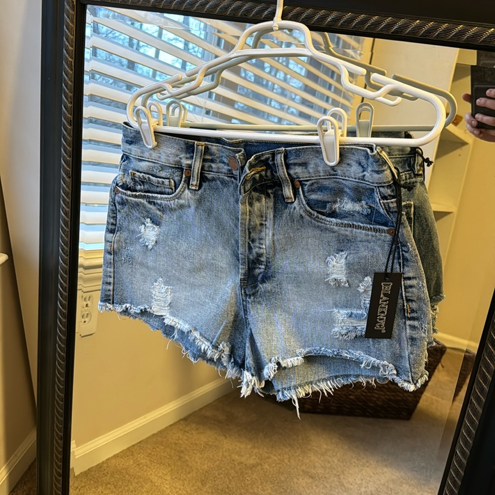 Juniors distressed, jean shorts